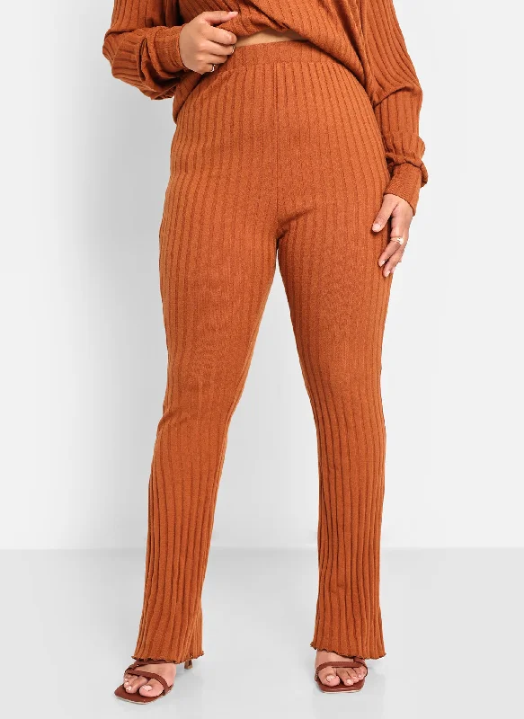 idina-ribbed-knit-bell-bottom-pant-chestnut