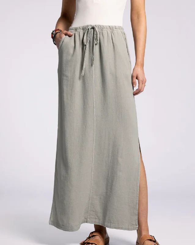 Alcove Skirt in Dried Sage