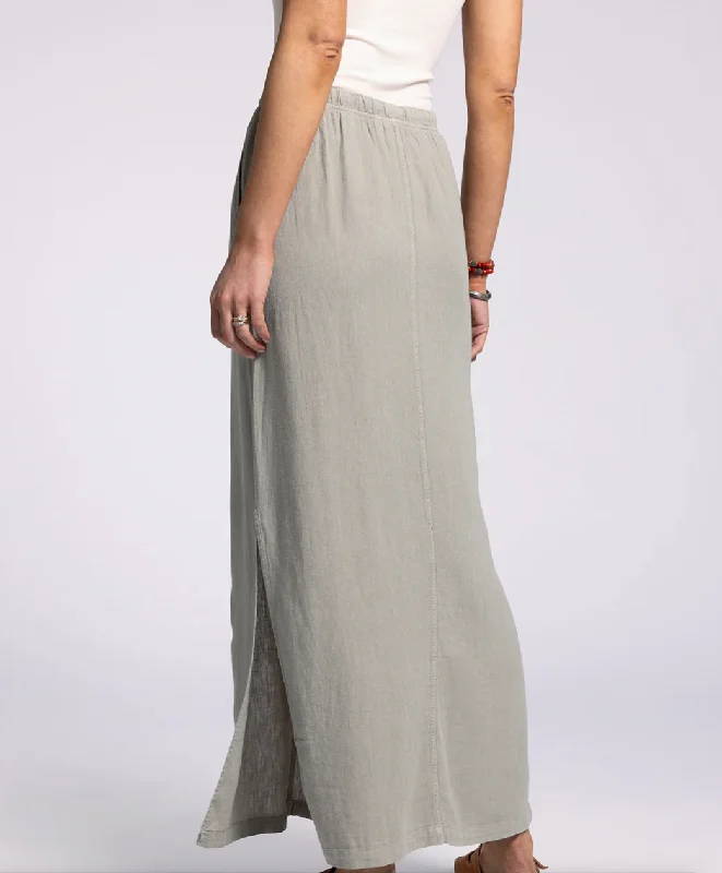 Alcove Skirt in Dried Sage