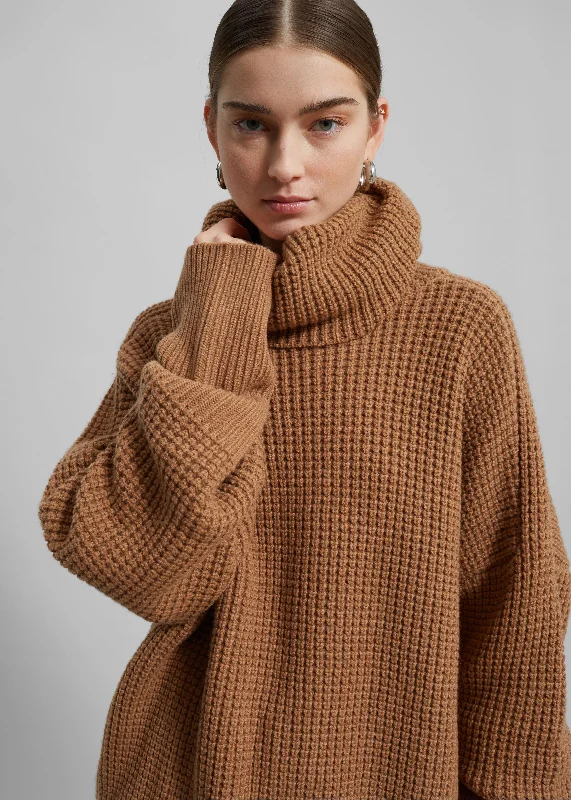 bex-wool-hooded-turtleneck-camel