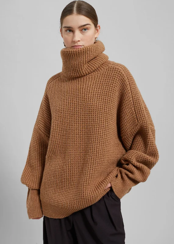 bex-wool-hooded-turtleneck-camel