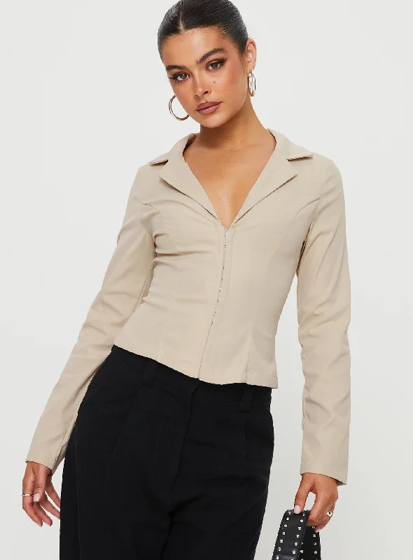 carsey-shirt-beige