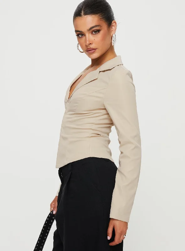 carsey-shirt-beige