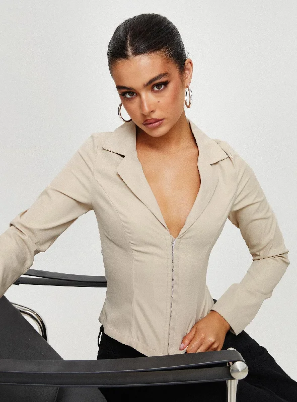 carsey-shirt-beige