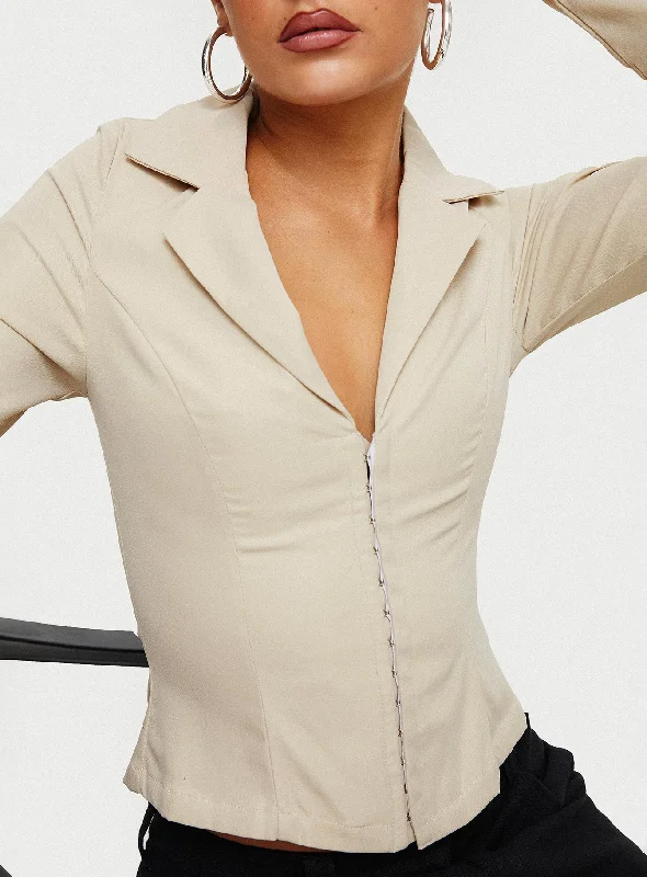 carsey-shirt-beige