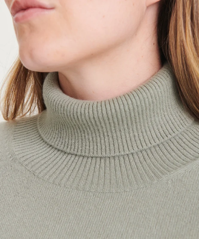 cashmere-classic-turtleneck