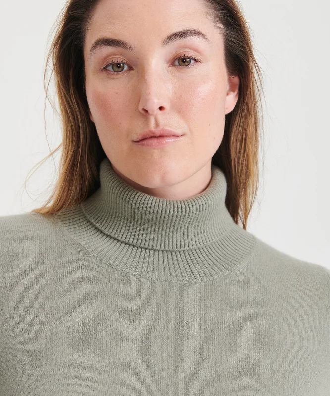 cashmere-classic-turtleneck