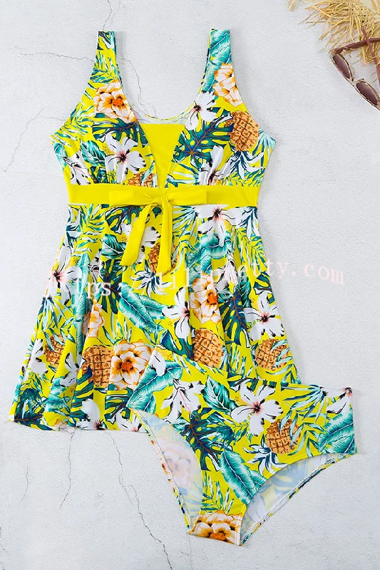 cheerful-floral-print-lace-up-swimsuit-set