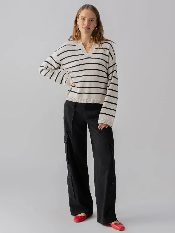 chill-vibes-sweater-chalk-black-stripe