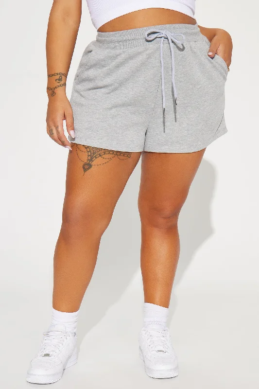 chilling-out-short-heather-grey