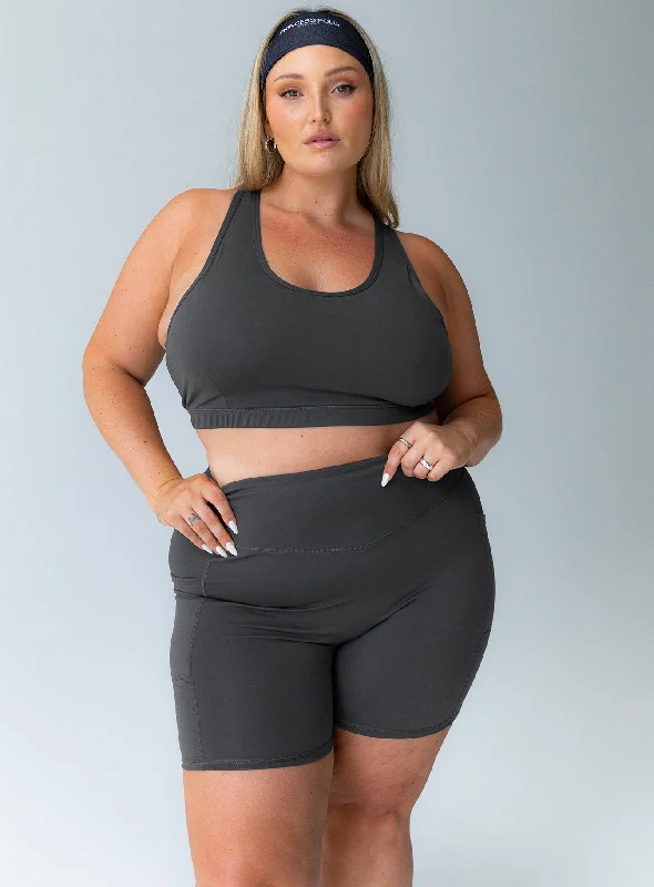 conquer-activewear-shorts-grey-curve