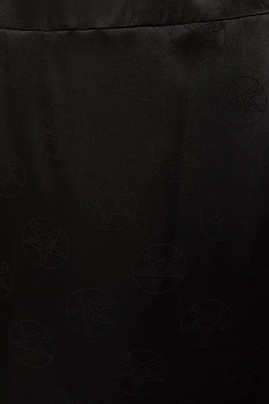 curve-pentagram-skirt