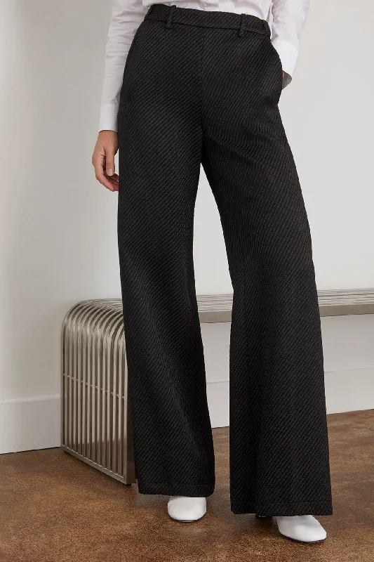 diagonal-structure-couture-palazzo-pants-in-noir