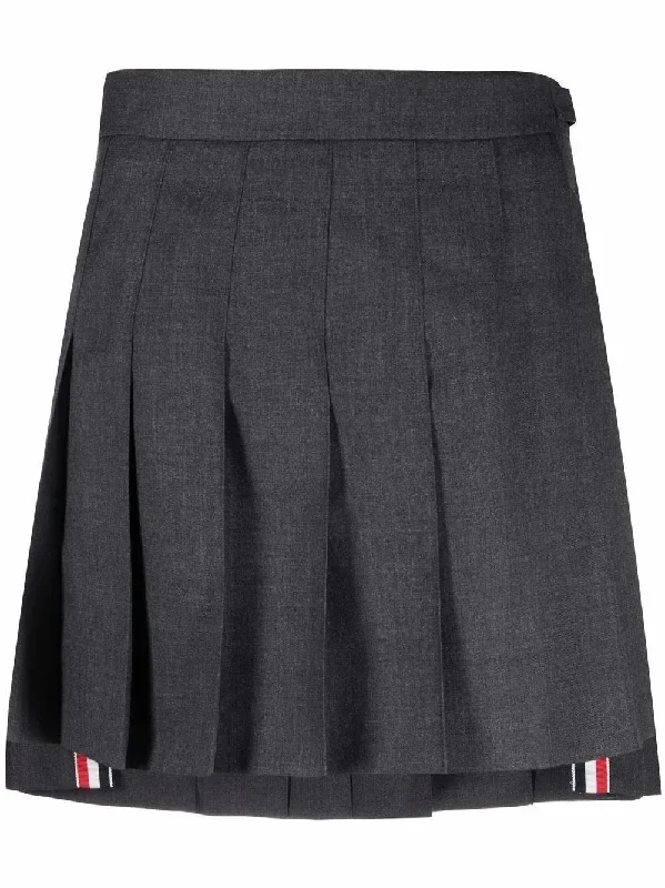 Dropped Back Pleated Mini Skirt