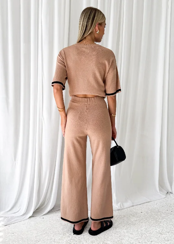 eska-knit-pants-camel