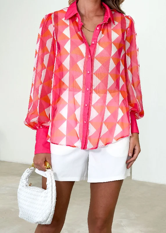 evander-shirt-pink-geo