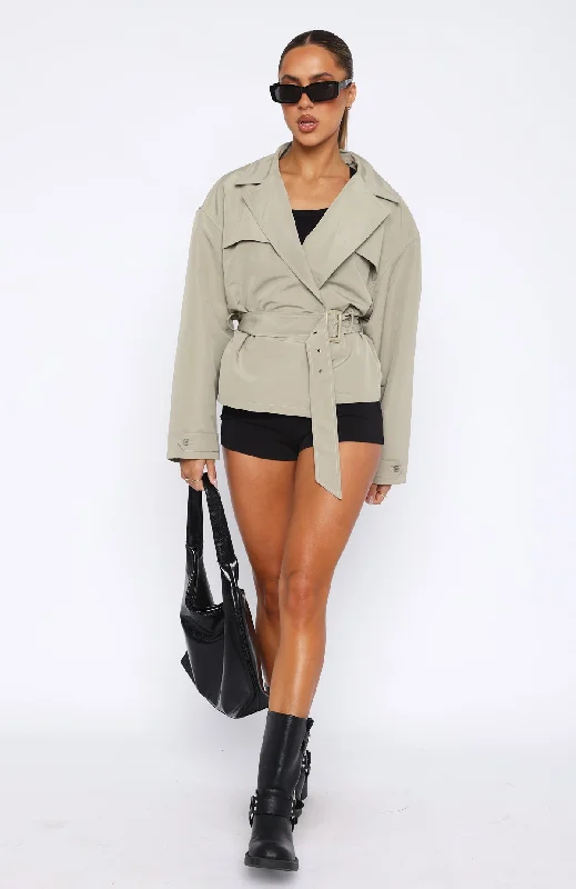 indecisive-cropped-trench-khaki