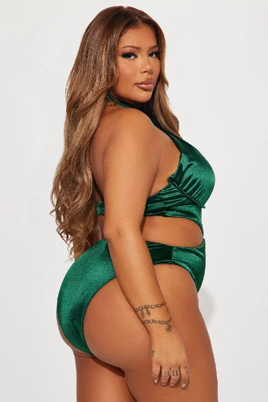 kailen-underwire-twist-1-piece-swimsuit-emerald