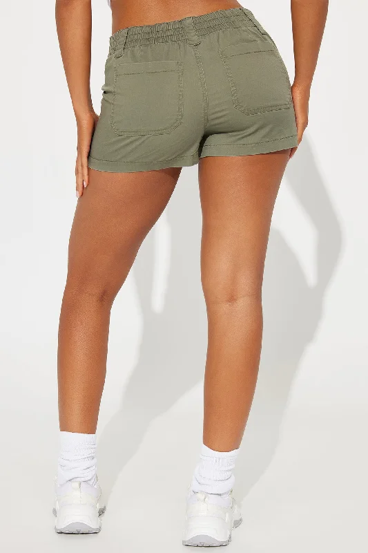 keepin-it-low-key-cargo-short-olive