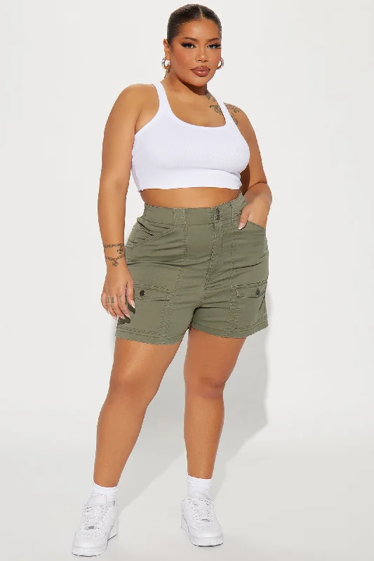 keepin-it-low-key-cargo-short-olive