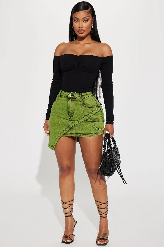 kelly-off-shoulder-bodysuit-black