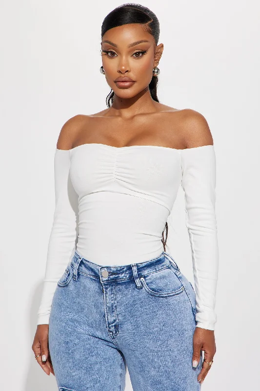 kelly-off-shoulder-bodysuit-off-white