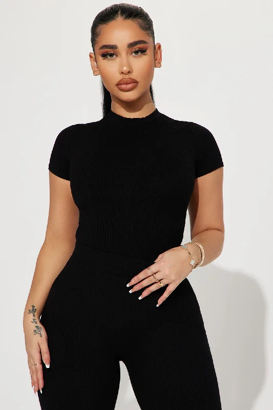 kylie-snatched-bodysuit-black