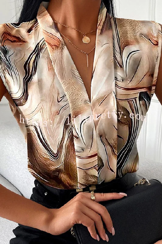 marble-abstract-print-v-neck-casual-top