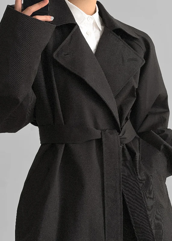 marisol-box-shoulder-trench-black