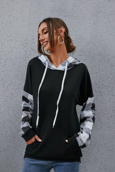 plaid-drawstring-dropped-shoulder-hoodie