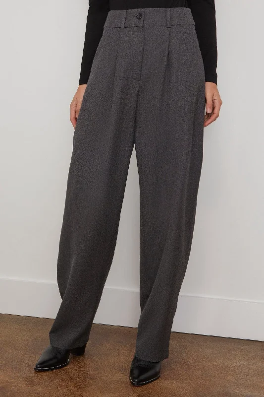 sada-trousers-in-dark-grey