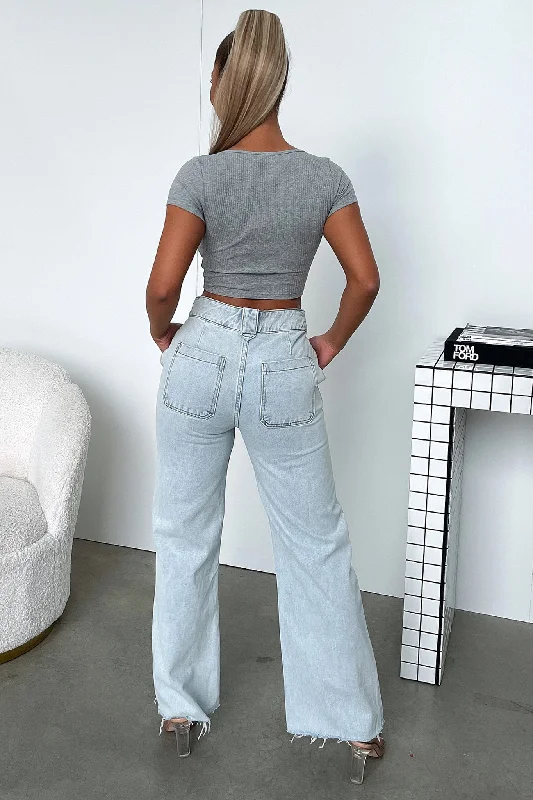 santana-short-sleeve-crop-grey-1