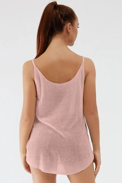 scoop-neck-spaghetti-strap-knit-cami