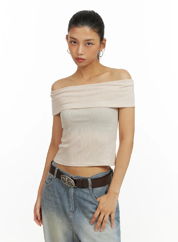 solid-off-shoulder-crop-top-iu412