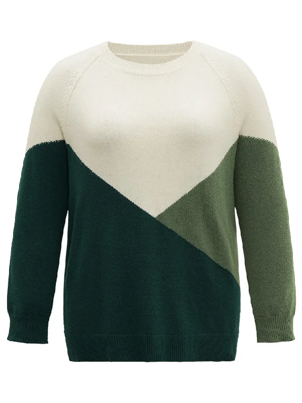 supersoft-essentials-colorblock-raglan-sleeve-pullover