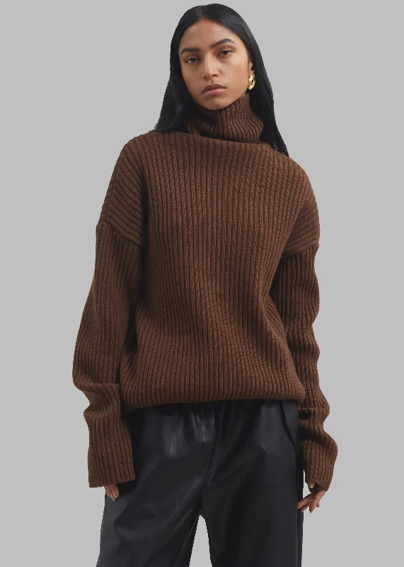 thelma-ribbed-sweater-brown